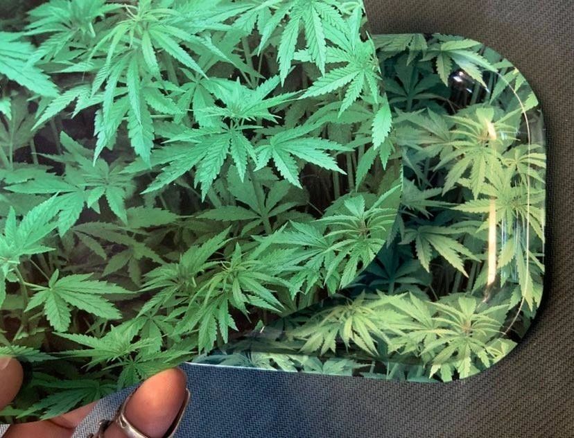 Field of Leaves - 5.5" x 7" Rolling Tray with matching magnetic lid